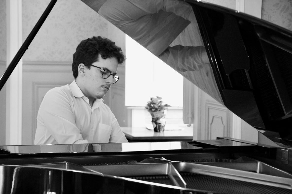Concerto de Rodrigo Teixeira